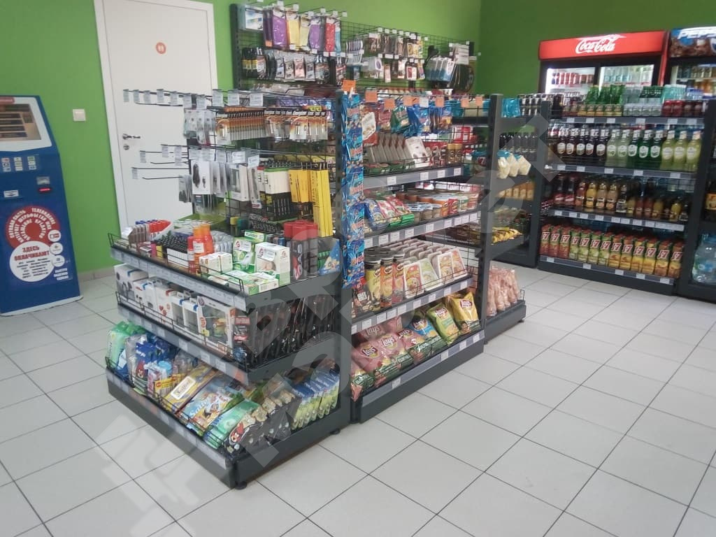 Стеллаж сетчатый островной низкий